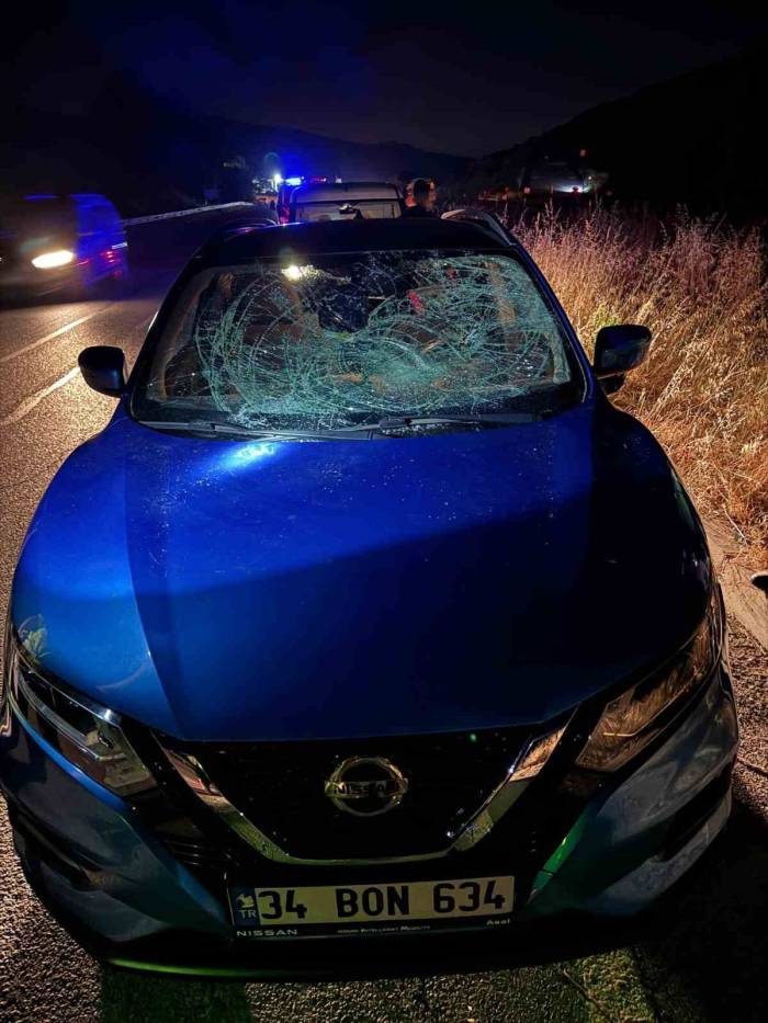 Trafikte Dehşeti Yaşadılar... O Anlar Kamerada