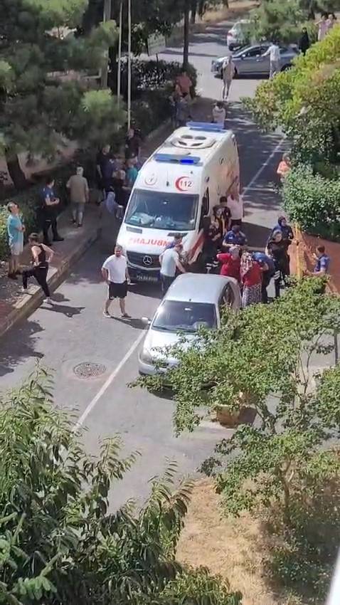 Ataşehir’de 17 Yaşındaki Genç Kız 8’inci Kattan Düşerek Hayatını Kaybetti