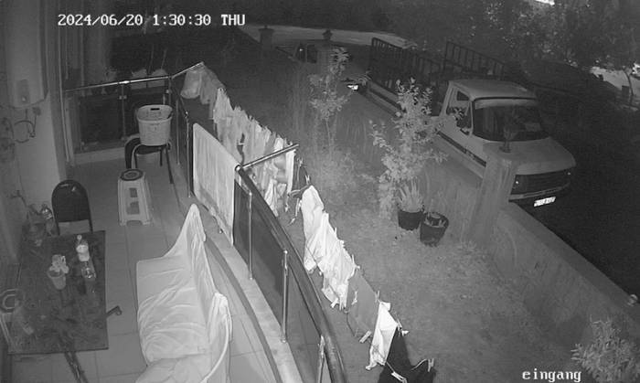 Balkonda Asılı Kadın İç Çamaşırları Çalan Hırsız Apartmanın Başına Dert Oldu