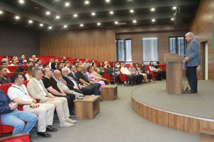 Gelenekselleşen Bayram Kutlaması