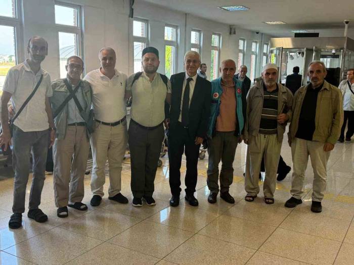 Eskişehir’den Yola Çıkan İlk Hac Kafilesi Yurda Döndü