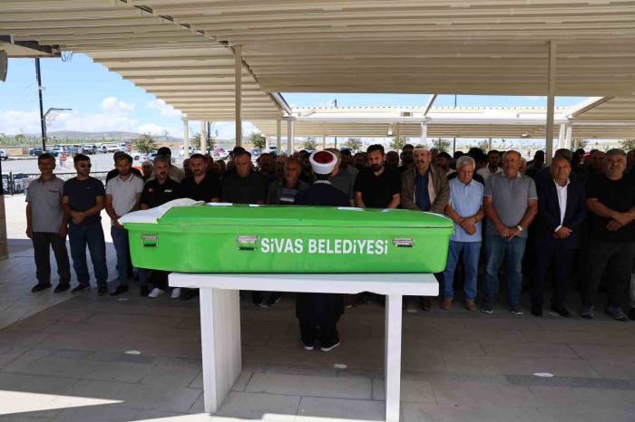 Organları 4 Hastaya Umut Oldu, Sivas’ta Son Yolculuğuna Uğurlandı