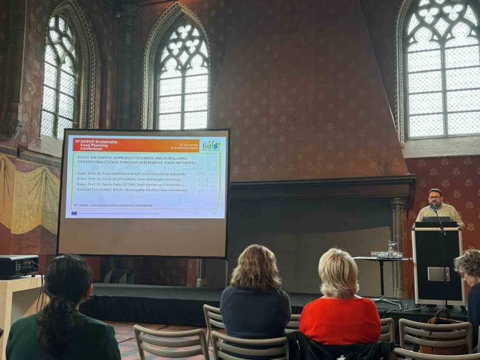 Nilüfer Belediyesi “Sürdürülebilir Gıda Konferansı”na Katıldı