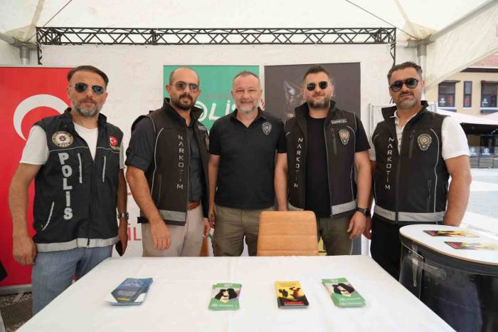 Samsun’da Vatandaşlar Uyuşturucuya Karşı Bilgilendirildi