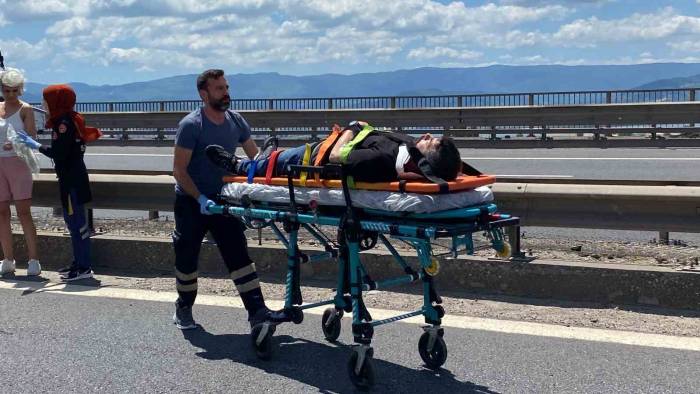 Tem’de 3 Araç Kazaya Karıştı: 1’i Çocuk 7 Yaralı