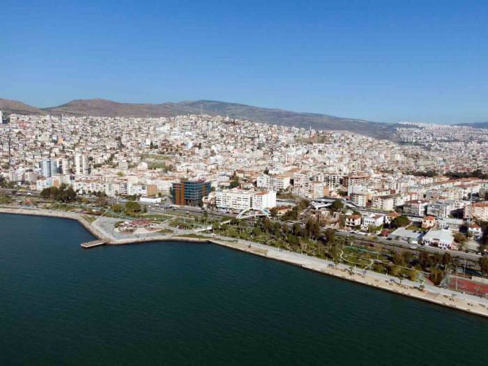 Bayraklı’da Kentsel Dönüşüm Ofisleri Açılıyor