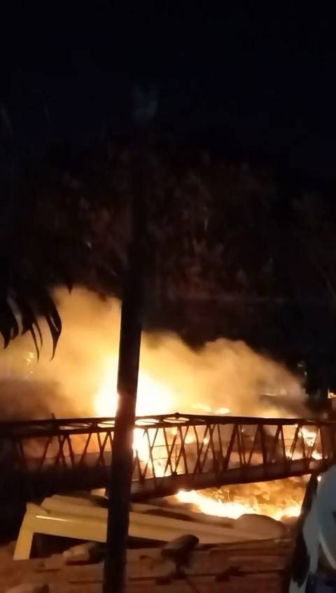 Bursa’da Çocukların Attıkları Torpil Yangın Çıkardı, Facia Ucuz Atlatıldı