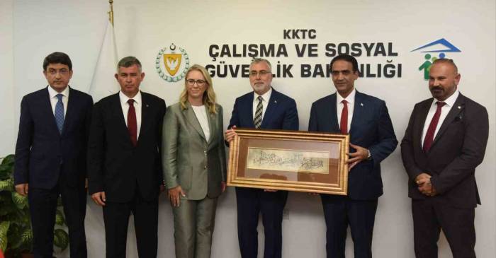 Bakan Işıkhan, Kktc’li Mevkidaşı Gardiyanoğlu İle Görüştü