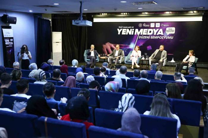 Esenler’de Telif Hakları Ve Yeni Medya Düzeni Sempozyumu Gerçekleştirildi