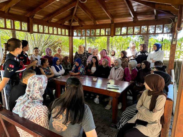 Jandarma Ekipleri Kades Uygulamasını Tanıttı