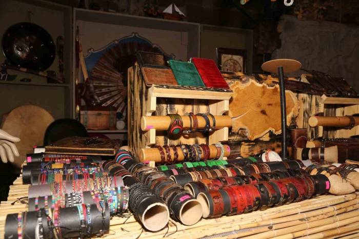 Başkan Büyükkılıç’tan Sanatçılar Sokağı’na Davet