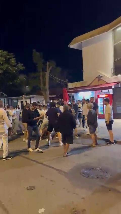 Kınalıada’da İki Grup Birbirine Girdi: Polis Havaya Ateş Açarak Ayırdı