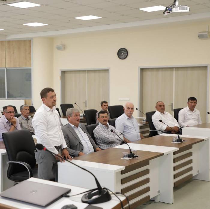 Vali Işın: "Muhtarlarımızın Görüşleri Bizim İçin Çok Değerli"