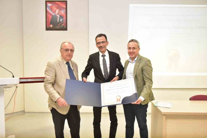 Mskü Tıp Fakültesi Akreditasyon Belgesini Aldı