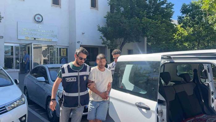 Ev Sattığı 57 Kişiyi 90 Milyon Tl Dolandıran Emlakçı Yakalandı