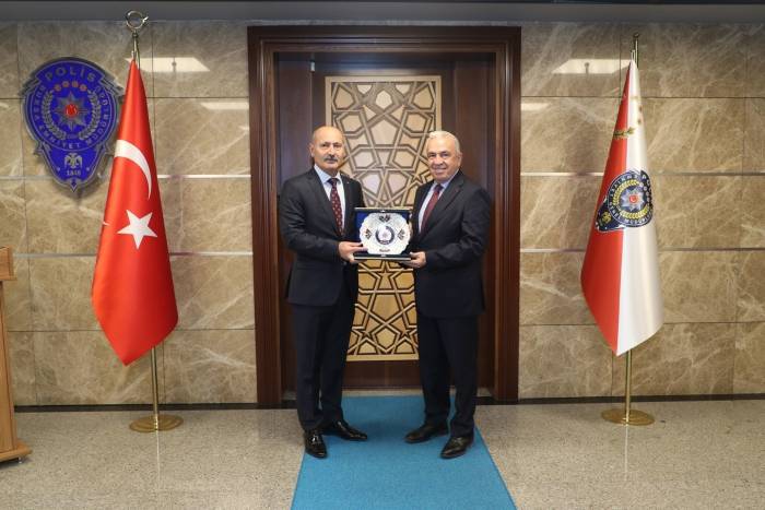 Başkan Şadi Özdemir’den Nezaket Ziyaretleri