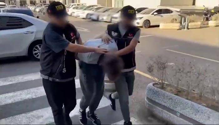 Zeytinburnu’nda Metrobüs Durağındaki Asansörde Uyuşturucu İçen Şüpheli Yakalandı