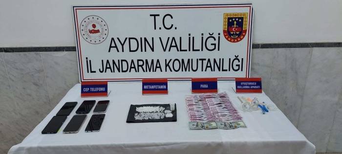 Aydın’a Uyuşturucu Sokmak İsteyen Şüpheliler Jandarmaya Takıldı