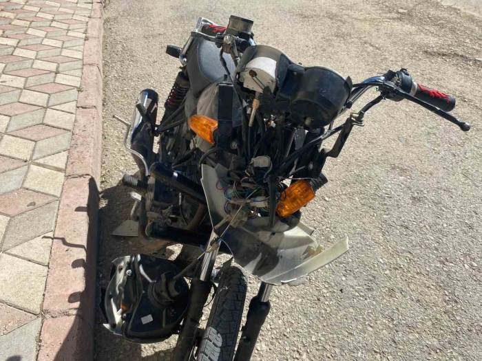 Elazığ’da Motosiklet Kazası: 1 Yaralı