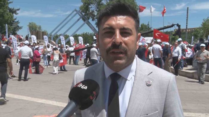 Kamu Birliği Konfederasyonu Genel Başkanı Kaya: "Memur, İnsan Onuruna Yaraşır Bir Hayat Sürmek İstiyor"