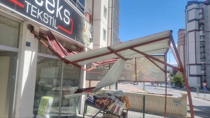 Kayseri’de 6. Kattan Düşen Gencin Burnu Bile Kanamadı