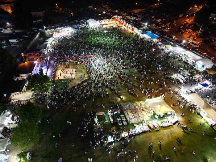 Tekirdağ’da 20. Geleneksel Yayla Şenlikleri Başladı: Yüzlerce Kişilik Horon Böyle Görüntülendi