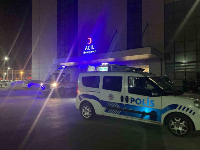 Burdur’daki Bıçaklı Kavgada Ağır Yaralanan Genç 3 Günlük Yaşam Mücadelesini Kaybetti