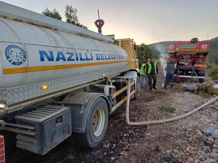 Nazilli Belediyesi’nden Kuşadası’ndaki Yangının Söndürme Çalışmalarına Destek