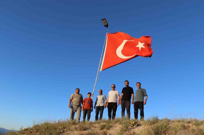 Şehit Öğretmenlere Vefa Örneği