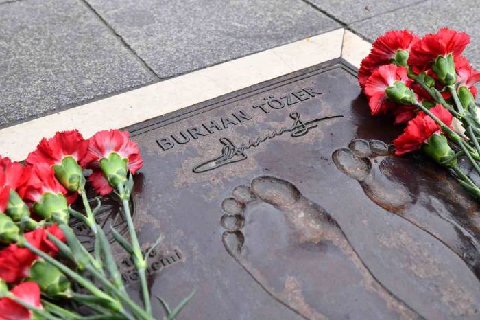 Efsaneler ’altın Ayaklar’ İle Yaşatılıyor