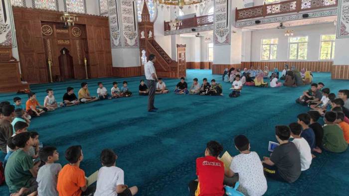 Adıyaman’da, Yaz Kuran Kursları Yoğun Katılımla Başladı