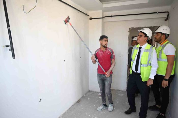 Geçit, Kentsel Dönüşüm Konutlarını İnceledi