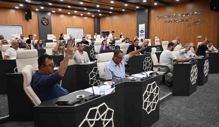 İlkadım Meclisinde Tatil Yok