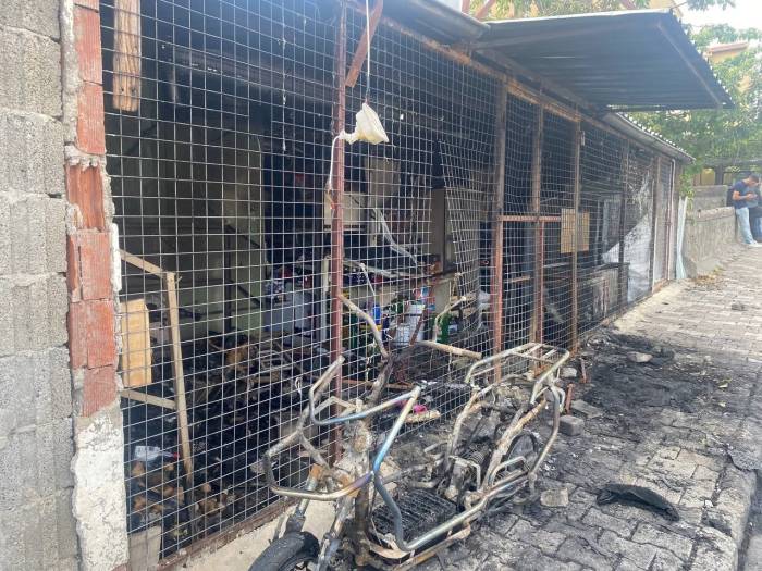 Kayseri’de Gece Yaşanan Gerginlikte Hasar Gün Ağarınca Ortaya Çıktı