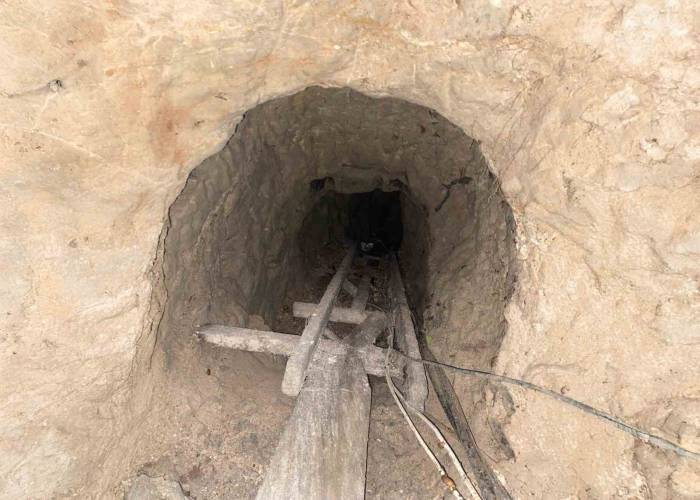 Mersin’de Define Arayan 6 Şüpheli Yakalandı