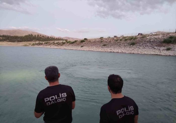 Niğde’de Girdiği Gölde Gözden Kaybolan Şahsın Arama Çalışmasına Ara Verildi