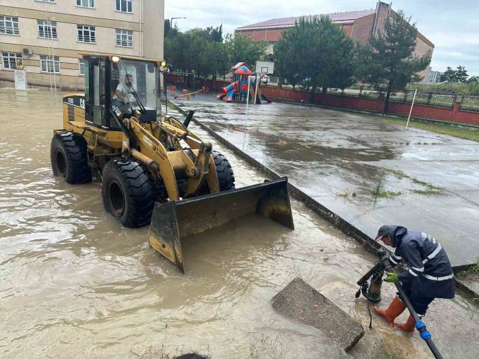 Ordu’da Sağanak Sonrası Sel Ve Su Baskınları