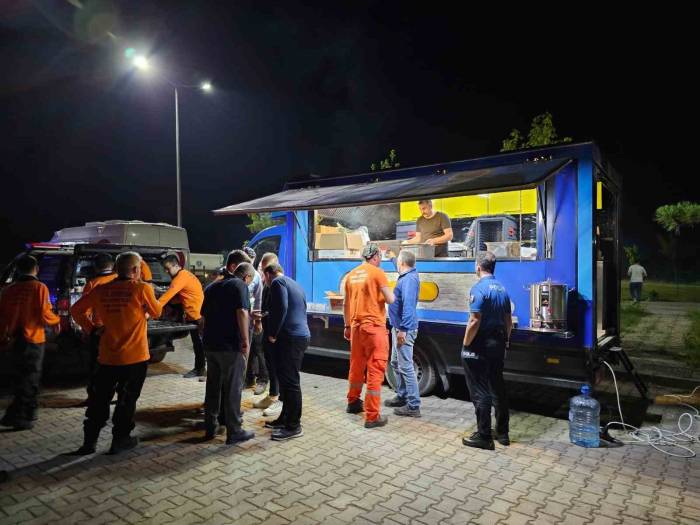 Yıldırım’dan Yangın Söndürme Çalışmalarına Tam Destek