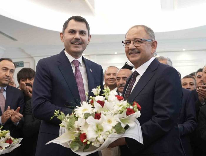 Çevre, Şehircilik Ve İklim Değişikliği Bakanlığında Devir Teslim Töreni