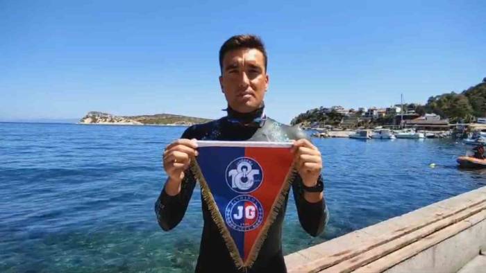 Jandarma Üsteğmen Öztürk, Karaburun’dan Foça’ya Yüzdü