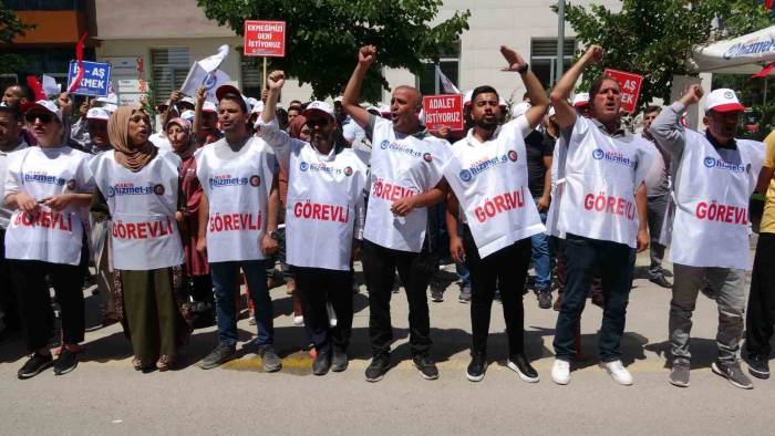 Van’da İşten Çıkarılan İşçilerin Eylemi İki Ayını Tamamladı