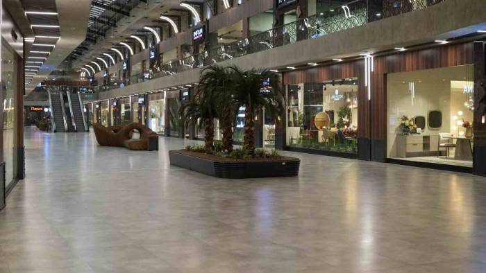 Wobilimoda Mobilya Avm, Evleneceklerin Yanında