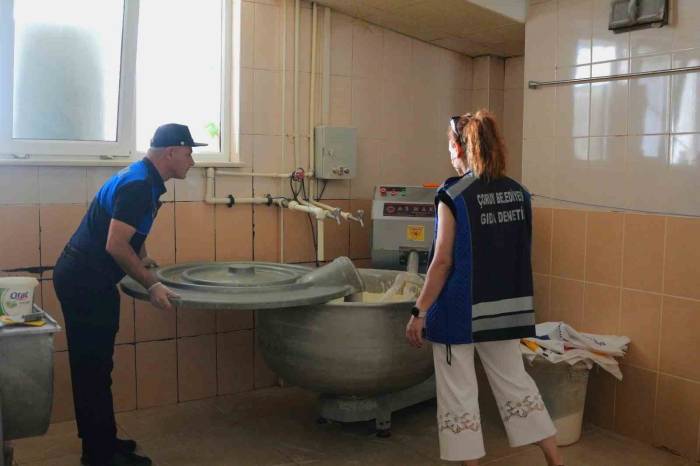 Fırınlara Gramaj Ve Hijyen Denetimi Yapıldı