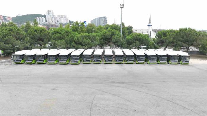 Büyükşehir’in 20 Yeni Otobüsü Teslim Edildi