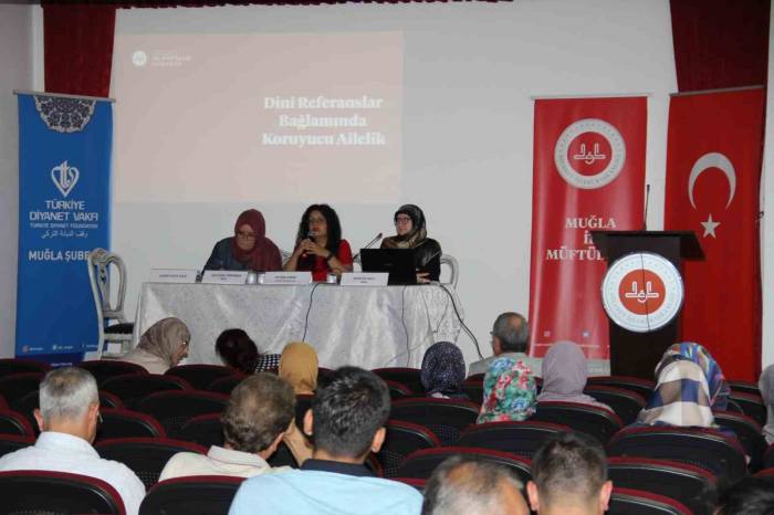 Muğla İl Müftülüğü’nde ’dini Referanslar Bağlamında Koruyucu Ailelik’ Paneli Düzenlendi