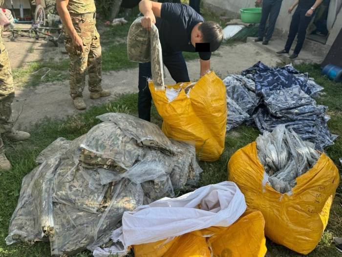 Kırgızistan’da Darbe Girişimi Engellendi