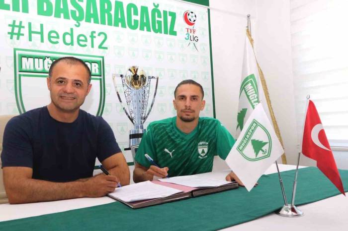 Muğlaspor İlk Dış Transferini Gerçekleştirdi