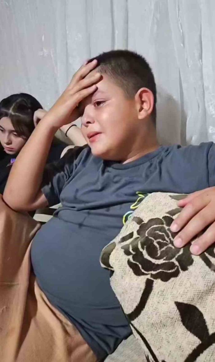 Küçük Çocuk, Maçın Son Dakikalarında Gözyaşlarına Boğuldu