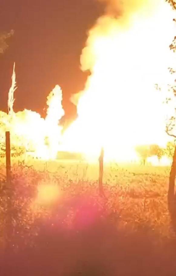 Gümüşhane’de Yanan Tek Katlı Evdeki Patlama Anı Kamerada