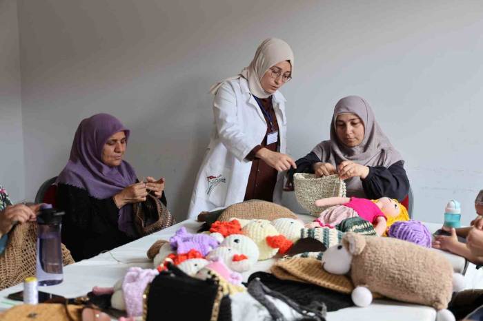 Oğlunu Kaydettirmek İçin Gittiği Merkezde Usta Öğretici Oldu